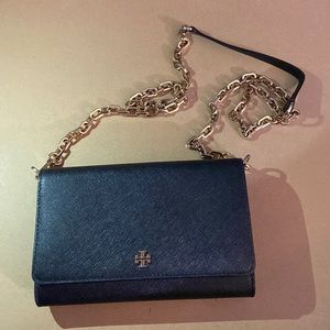 tory burch chain wallet